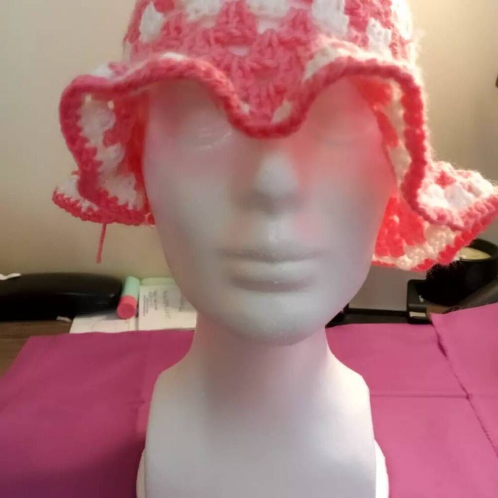 Crochet handmade one piece hat or cop top - Picture 5 of 12